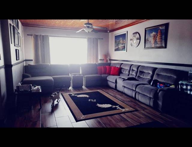 3 BEDROOM HOUSE FOR SALE IN VANDERBIJLPARK SE 6